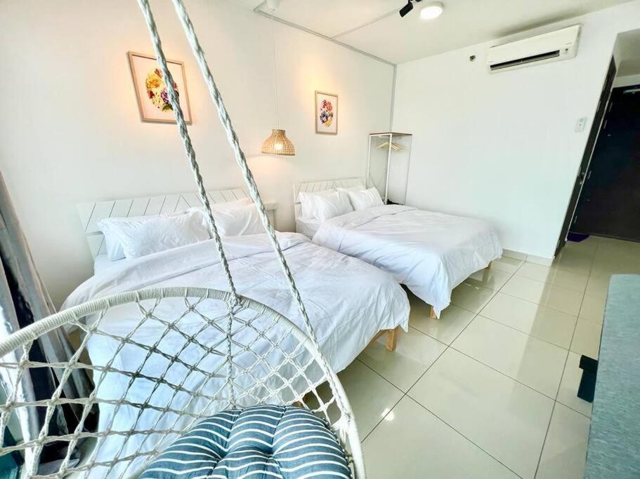 B Setia Alam 1-5 Pax Cozy Home Wifi&Tv Studio 3 Beds Trefoil Шах Алам Екстериор снимка
